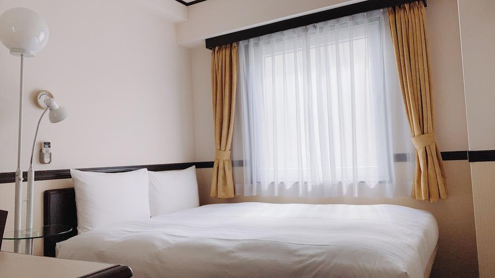 Toyoko Inn Chiba Shin Kamagaya Ekimae Exteriör bild